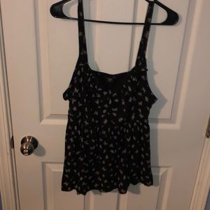 Torrid Size 2x ruffled black with butterfly tank